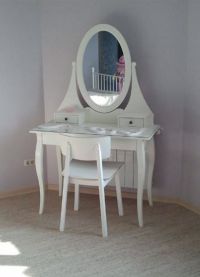 bijeli stol za oblačenje s ogledalom7