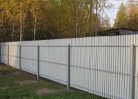 бяла ограда 7