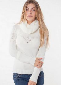 Бял плетен пуловер20
