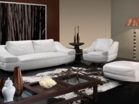 Biała skórzana sofa1