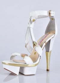 Bijele sandale 9