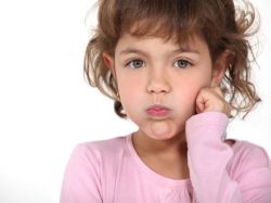 dlaczego dziecko ma zapach zgnilizny z ust