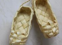 тъкани обувки от лик 9