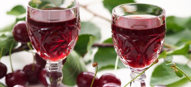 wiśniowe wino morelowe