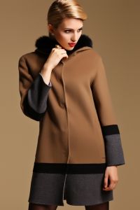 Zimní dámský kabát s kapucí 7