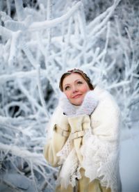 Зимна фотосесия в руски стил 2