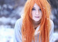 zimowa sesja zdjęciowa dziewczyn w lesie8