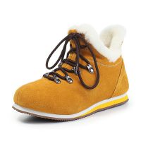 Zimní sportovní obuv 1