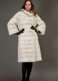 Какво да носите с кожено палто 1