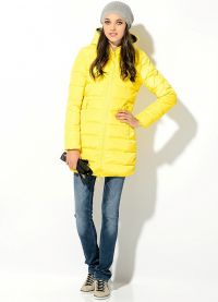шта да носите са жутим јакном 5