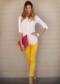 S čím nosit žluté kalhoty 2