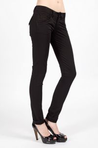 Czarne jeansy damskie 9