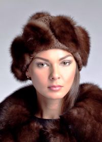 женске шешире зима 2016 2017 36