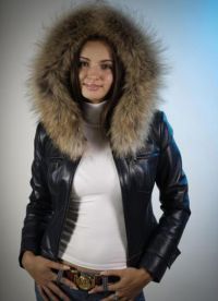 ženski usnjeni jakni s kapuco 12