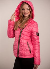 žensku zimsku jaknu s kapuljačom na sintetičkom zimovanju3