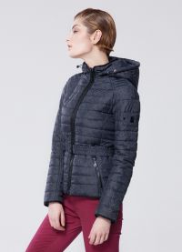 Ženska zimska jakna s kapuco na sintepon4