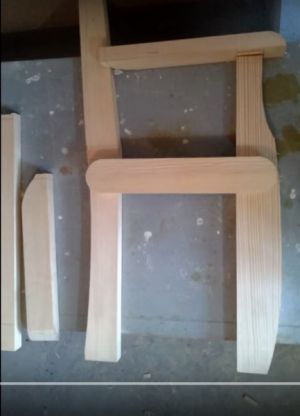Leseni stol z lastnimi rokami3