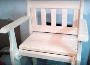 Dřevěná židle s vlastními rukama8