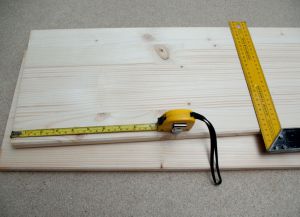 Dřevěné lůžko2