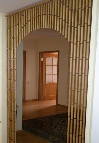 Drewniane zasłony na drzwiach 8