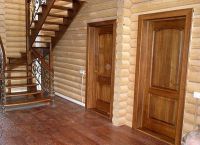 drewniane drzwi do domków 14