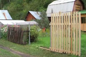 Do-it-yourself dřevěný plot11