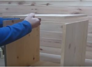 Półka wykonana z drewna własnymi rękami10