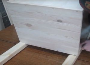 Drewniana półka z własnymi rękami28
