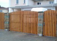 Dřevěné brány2