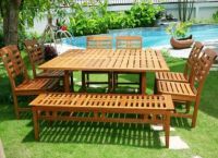 Drewniany stół dla domków4