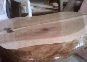 Miza iz lesa z lastnimi rokami17