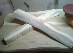 Stół wykonany z drewna własnymi rękami6