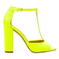 Жълти обувки 3