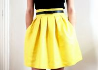 Žlutá sukně 4