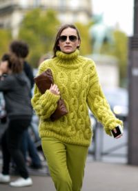 żółty sweter 4