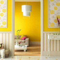 дизайнерска стая с жълт тапет - слънчев 1