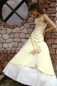 Żółta suknia ślubna 4