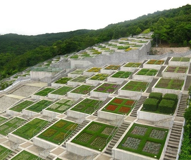 100-ступенчатый сад Аваджи Юмебутай